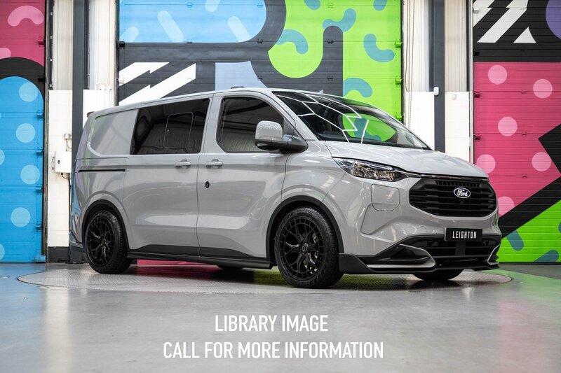 Ford Transit Custom PHEV 232ps Auto Double Cab L2 H1 Leighton Vans